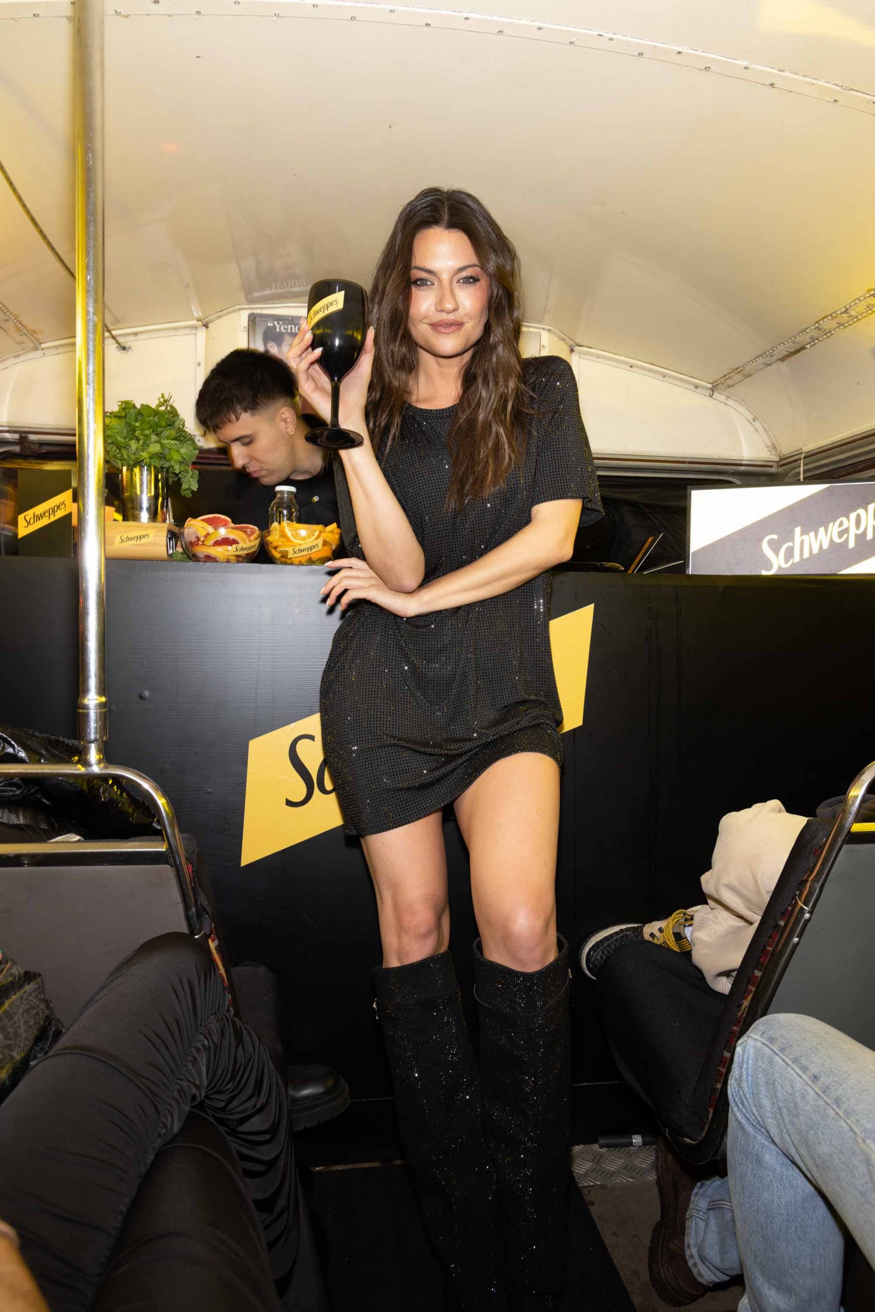 Revista Gente - Schweppes 594